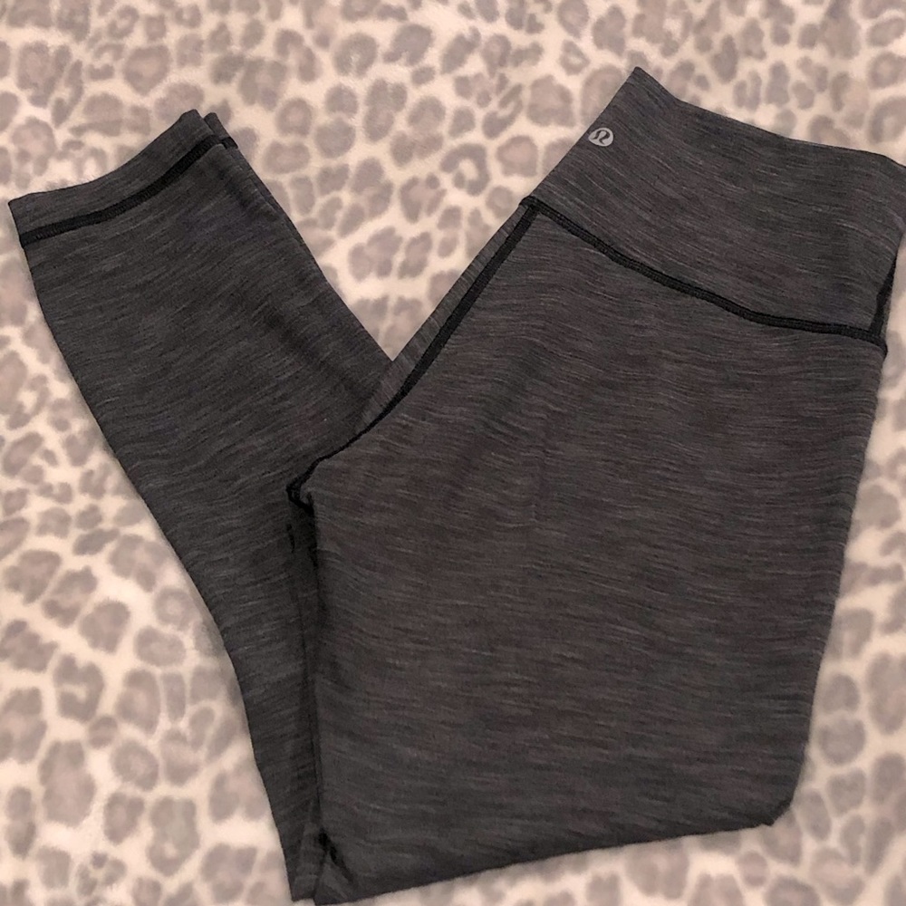 Lululemon Wunder Under Leggings Sz 8